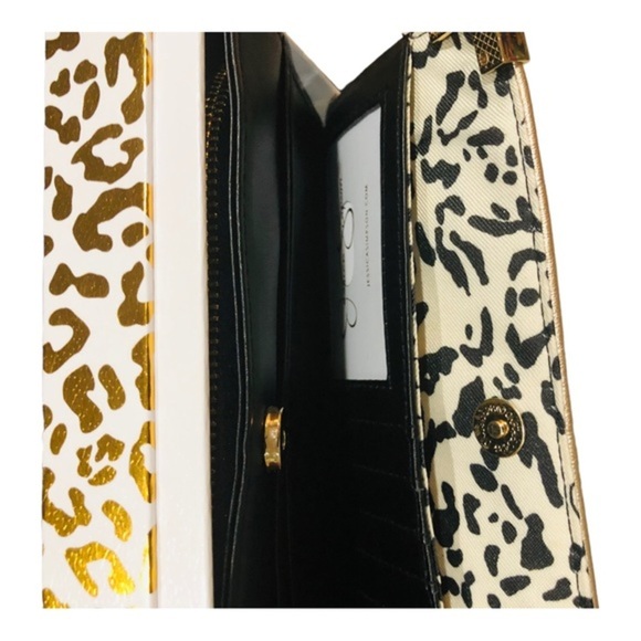 Jessica Simpson metallic clutch wristlet wallet new in box - Picture 10 of 14